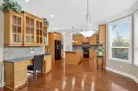 16565 63B AVENUE - thumbnail 8