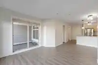 216 13555 GATEWAY DRIVE - thumbnail 11