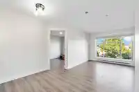 216 13555 GATEWAY DRIVE - thumbnail 7