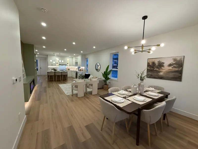 16489 20 AVENUE - photo 2 of 6