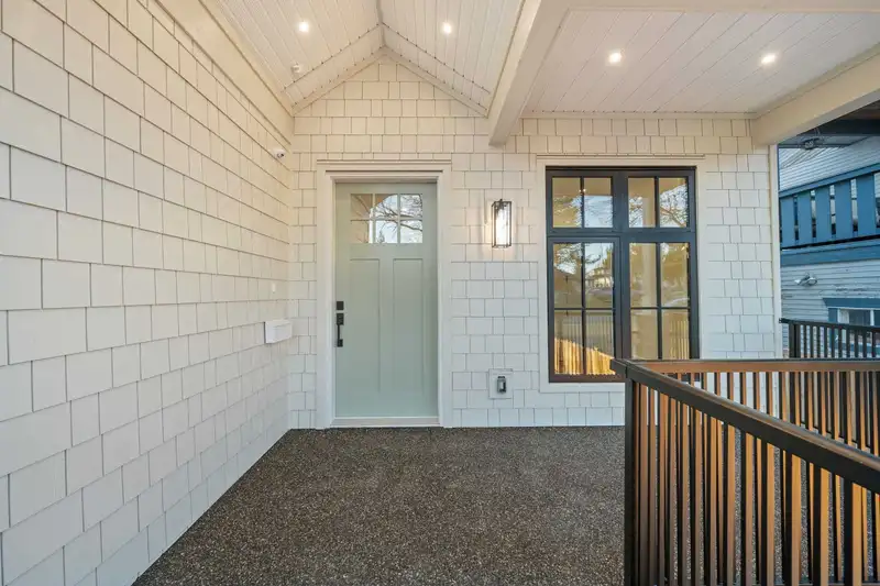 102 18171 59 AVENUE - photo 3 of 32