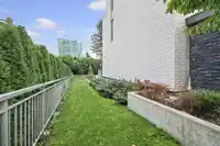 9 10180 133 STREET - thumbnail 3