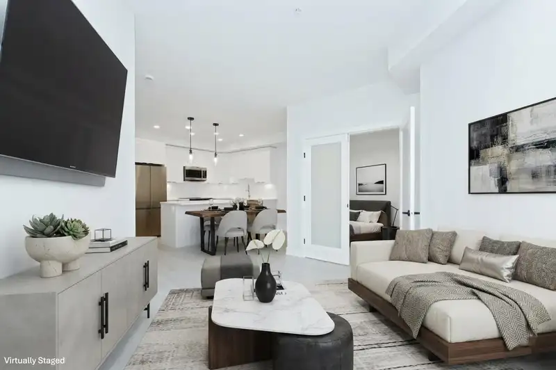 422 13458 95 AVENUE - photo 1 of 32