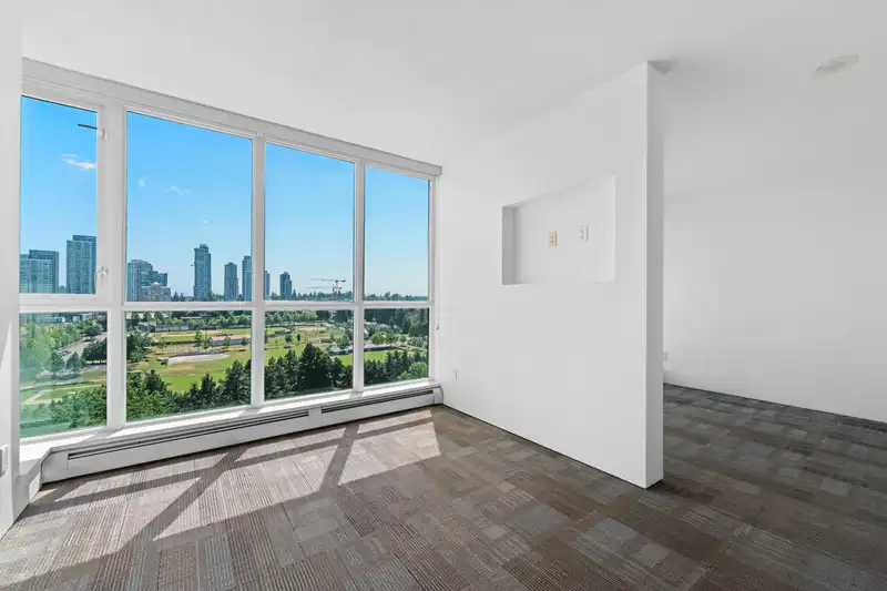 1506 13380 108 AVENUE - photo 2 of 25