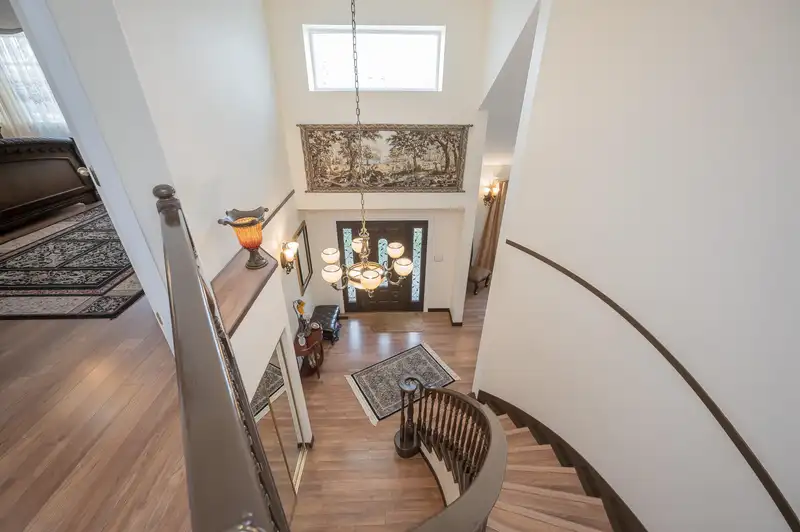 16740 108TH AVENUE - photo 3 of 40