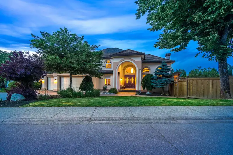 10316 170A STREET - photo 1 of 30