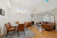 11 8250 158 STREET - thumbnail 2