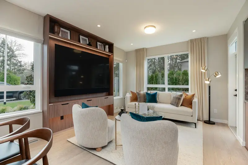 214 3128 JAGO WAY - photo 2 of 8