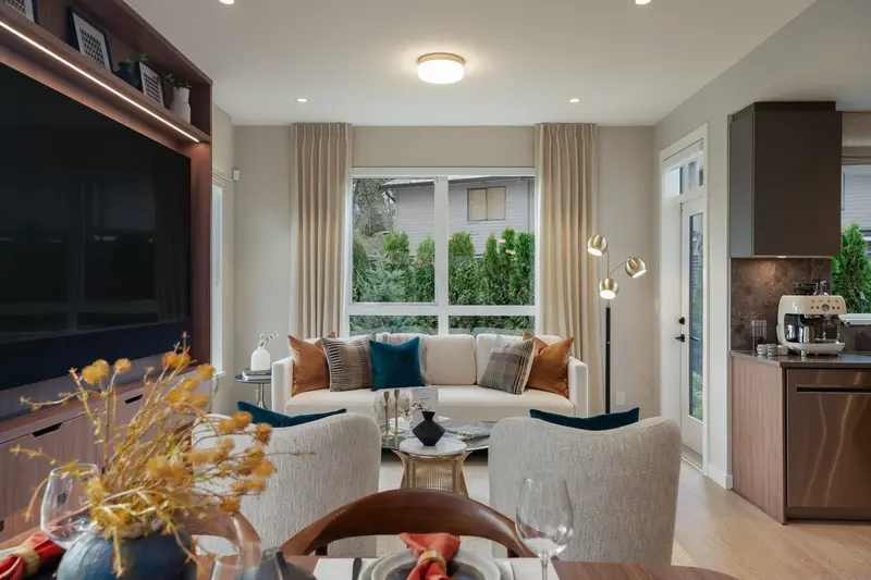 214 3128 JAGO WAY - photo 4 of 8