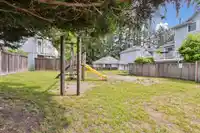 13 15550 89 AVENUE - thumbnail 28