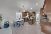 17460 64A AVENUE - thumbnail 8