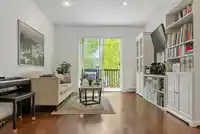 39 8767 162 STREET - thumbnail 2