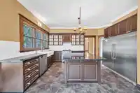 6354 184 STREET - thumbnail 2