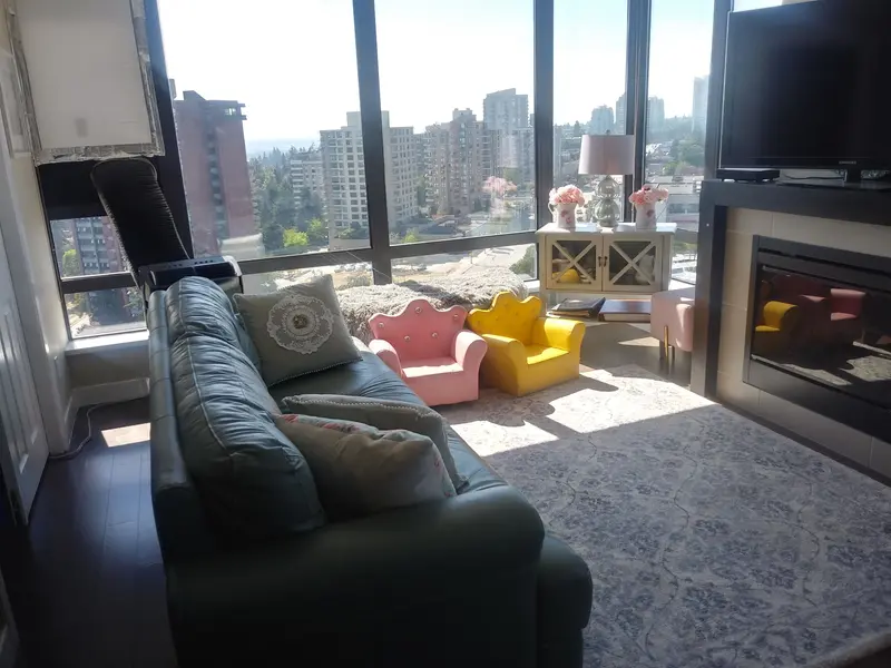 2207 7328 ARCOLA STREET - photo 1 of 5