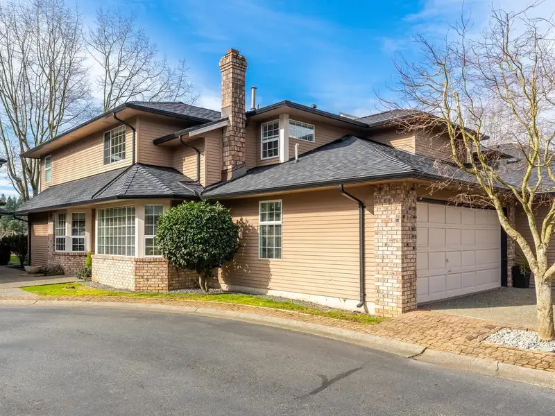 104 6086 W BOUNDARY DRIVE - photo 2 of 40