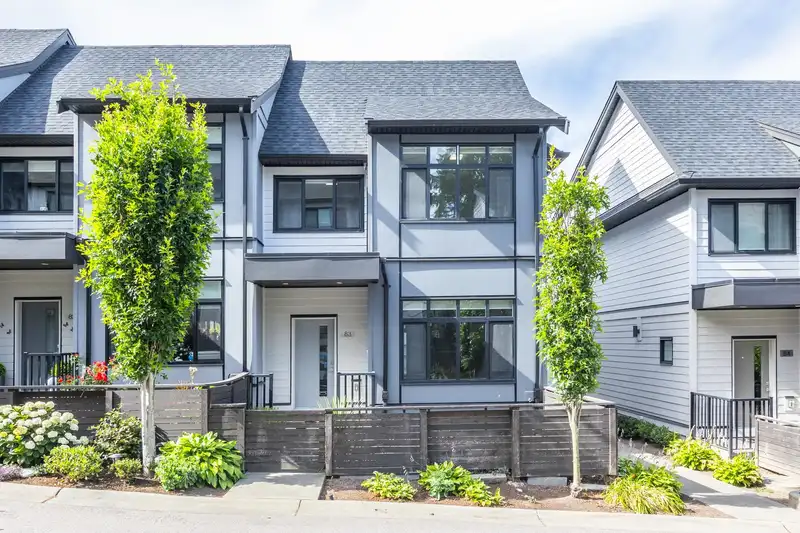 83 15177 60 AVENUE - photo 1 of 39