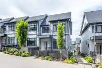 83 15177 60 AVENUE - thumbnail 2