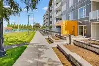 509 10838 WHALLEY BOULEVARD - thumbnail 5
