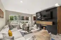 201 9688 148 STREET - thumbnail 1