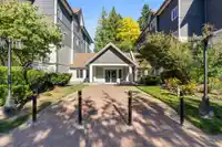 201 9688 148 STREET - thumbnail 28