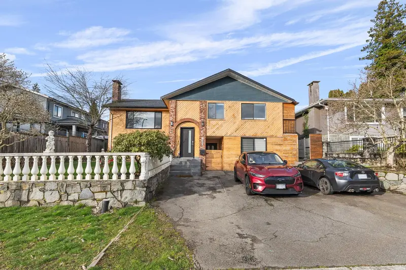 5307 SPRINGDALE COURT - photo 1 of 25