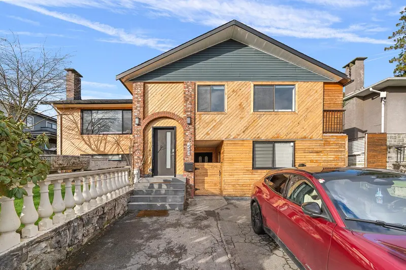 5307 SPRINGDALE COURT - photo 2 of 25