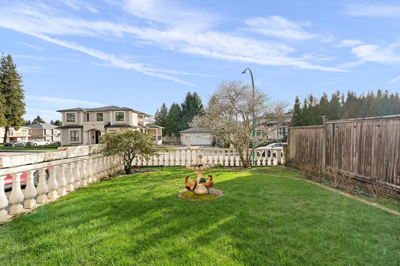 5307 SPRINGDALE COURT - photo 4 of 25