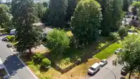 9385 125 STREET - thumbnail 1
