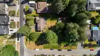 9385 125 STREET - thumbnail 2
