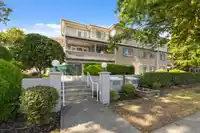 107 5955 177B STREET - thumbnail 2
