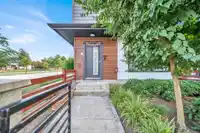 11 7177 194A STREET - thumbnail 12