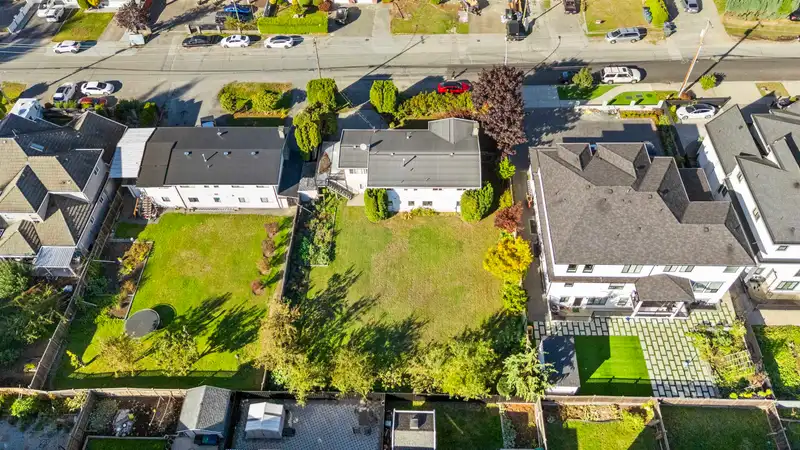 12178 97 AVENUE - photo 3 of 40