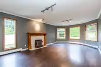 8072 170A STREET - thumbnail 5