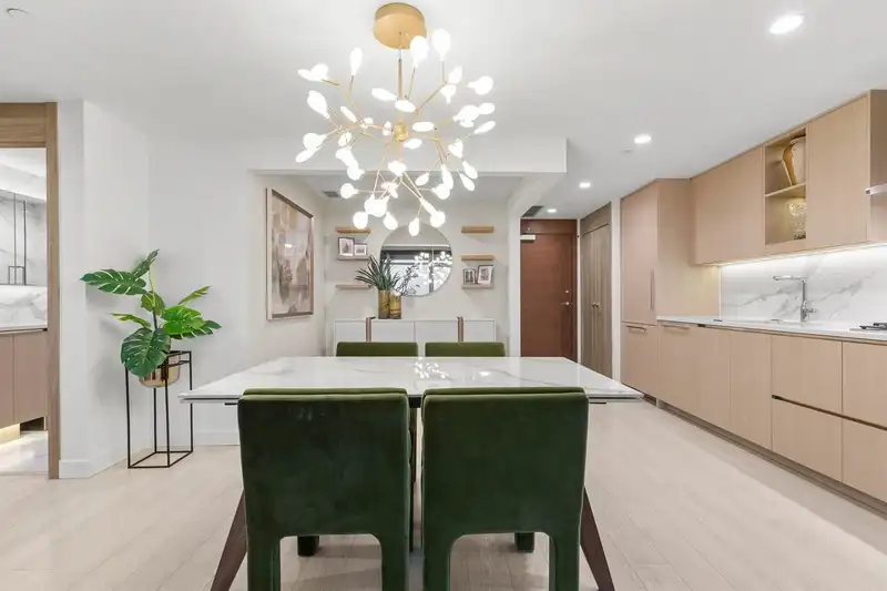 3203 4880 LOUGHEED HIGHWAY - photo 1 of 25