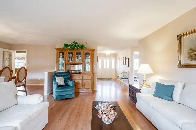 6583 CLAYTONHILL PLACE - photo 4 of 29