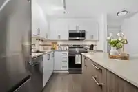 215 8733 160 STREET - thumbnail 2