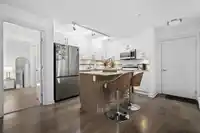 215 8733 160 STREET - thumbnail 6