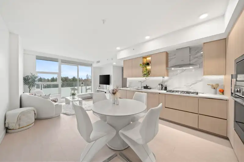 1202 13778 100 AVENUE - photo 1 of 38