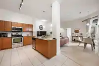 527 13733 107A AVENUE - thumbnail 8