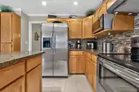 8662 161 STREET - thumbnail 14