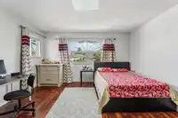 5933 137A STREET - thumbnail 20