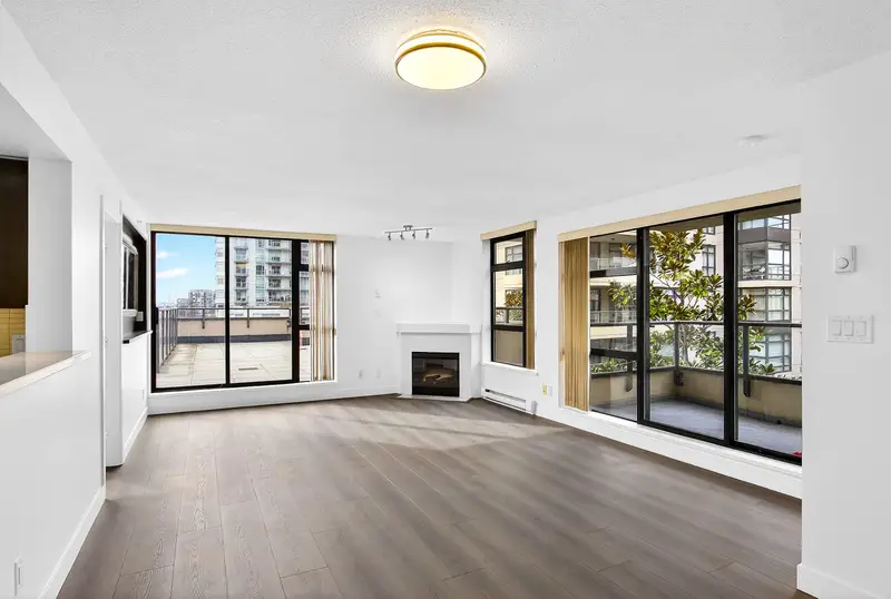 610 8180 LANSDOWNE ROAD - photo 1 of 25