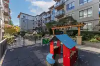 401 10455 154 STREET - thumbnail 32