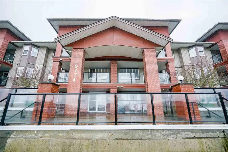 317 19774 56 AVENUE - photo 3 of 18