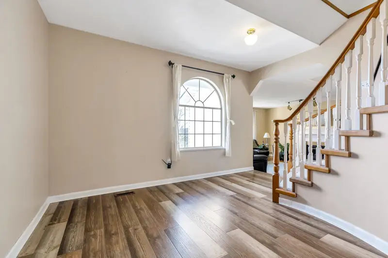 2225 KAPTEY AVENUE - photo 4 of 25