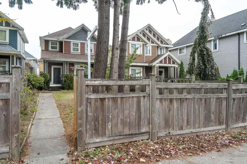 5938 128 STREET - photo 1 of 4