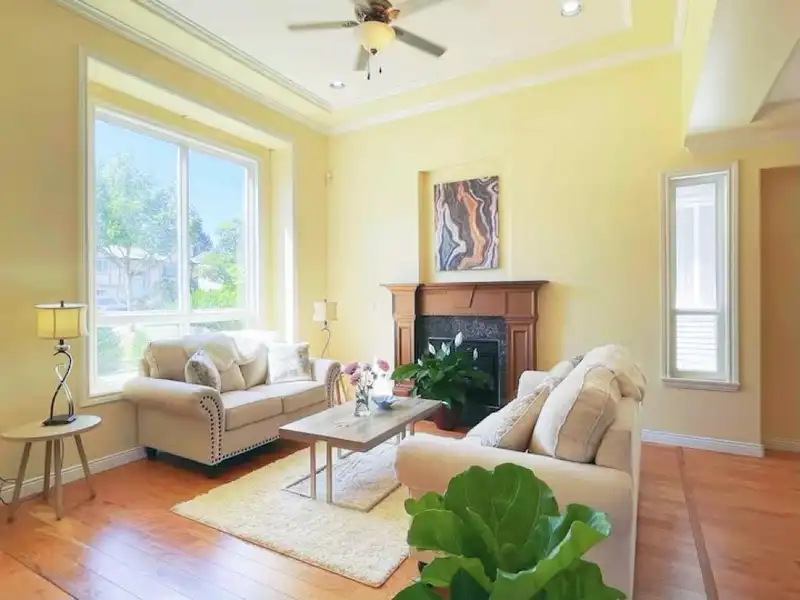 6194 175A STREET - photo 3 of 20
