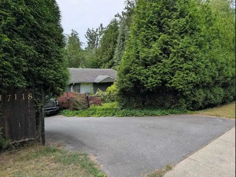 17118 96 AVENUE - photo 2 of 4