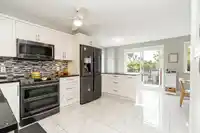 24 15871 85 AVENUE - thumbnail 10