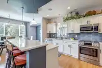 16588 63RD AVENUE - thumbnail 9